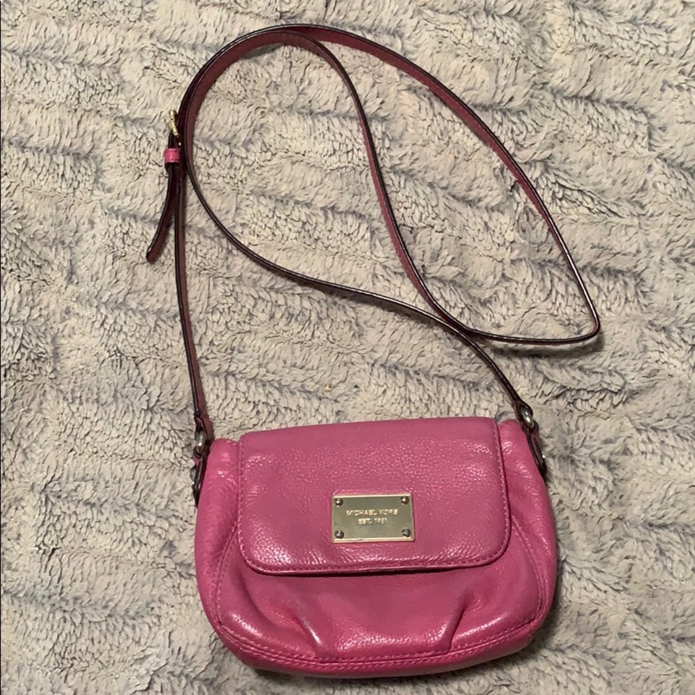 Michael kors crossbody purse